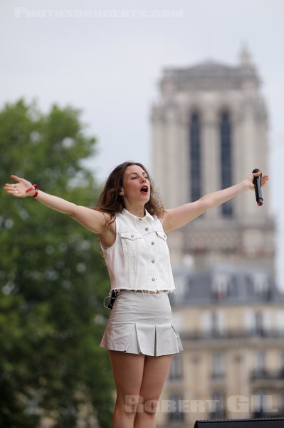 ADE - 2023-06-28 - PARIS - Parvis de l'Hotel de Ville - Adélaïde Chabannes de Balsac